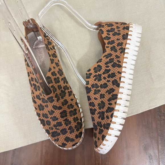 ILSE JACOBSEN Tulip 139 Perforated Slip-On Sneaker in Cheetah Print - Picture 2 of 11